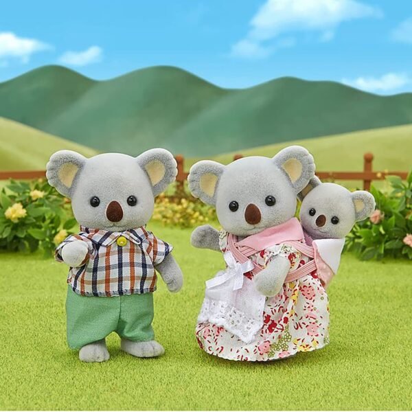 Sylvanian Families Koala Family (Pack of 3) - Image 3