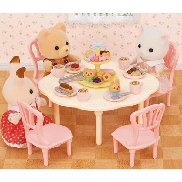 Sylvanian Families Sweets Party Set - Image 3