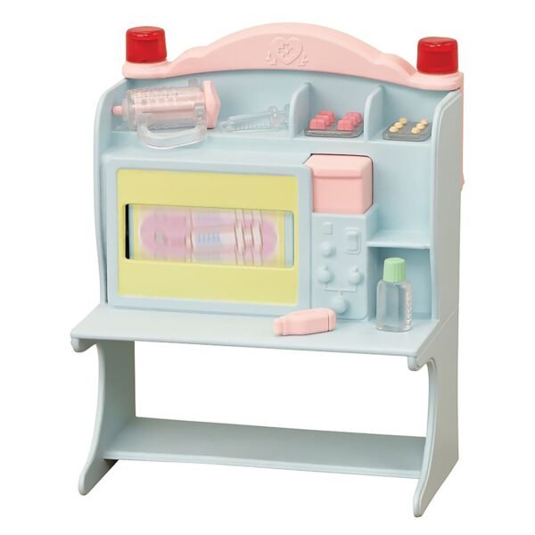 Sylvanian Families Village Doctor Starter Set - Image 2
